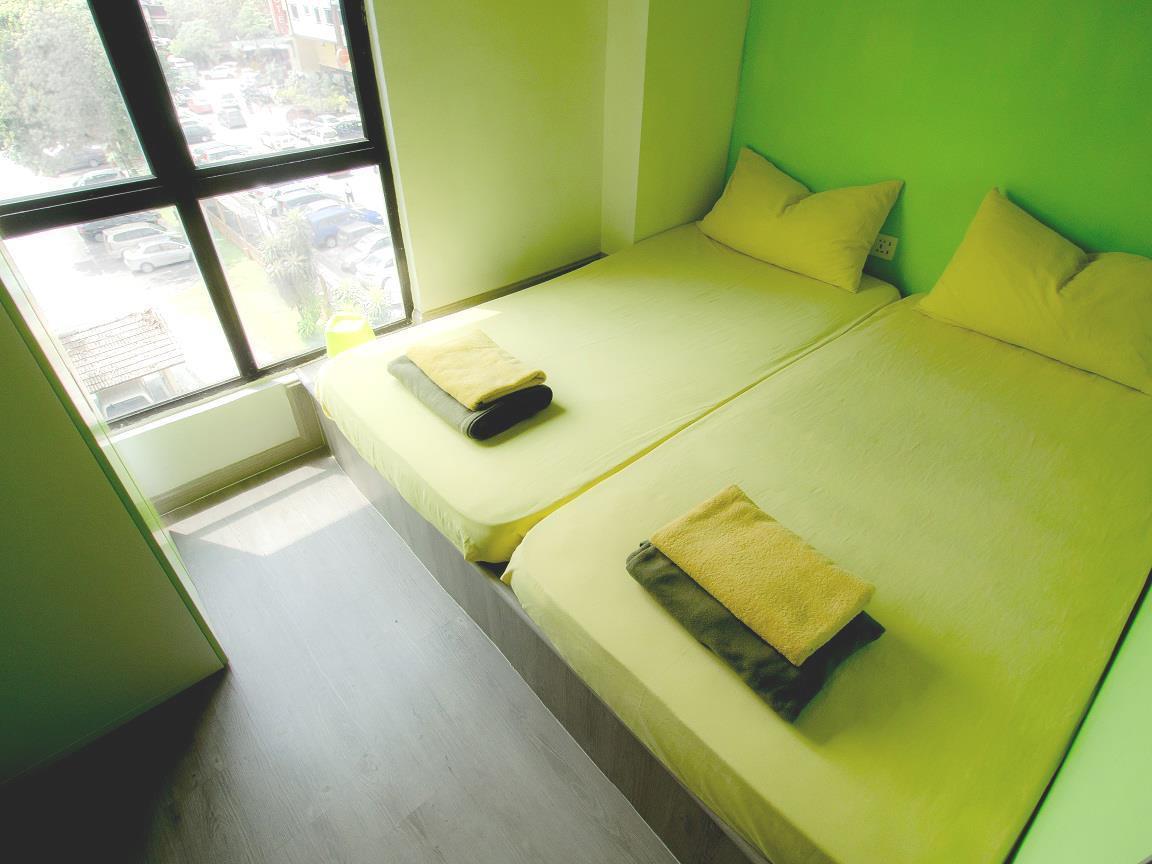 Pods The Backpackers Home & Cafe, Kuala Lumpur Exterior photo